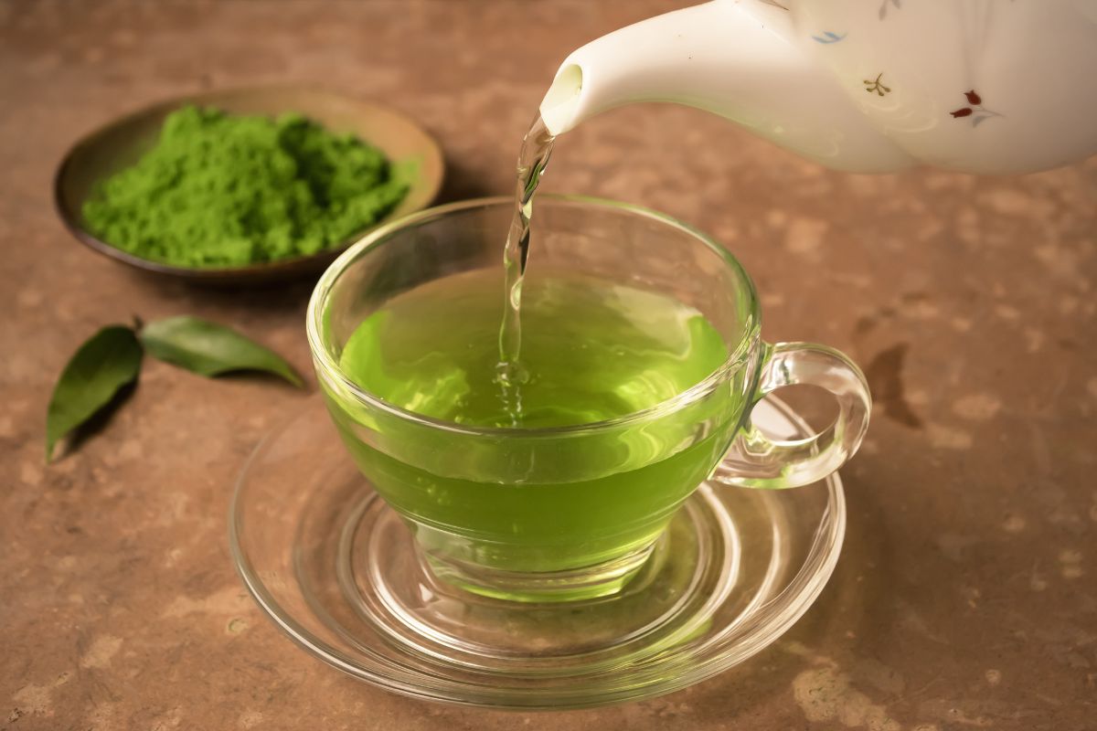 Quem tem pressão alta pode tomar chá verde? A resposta não é tão simples 1 Quem tem pressão alta pode tomar chá verde.