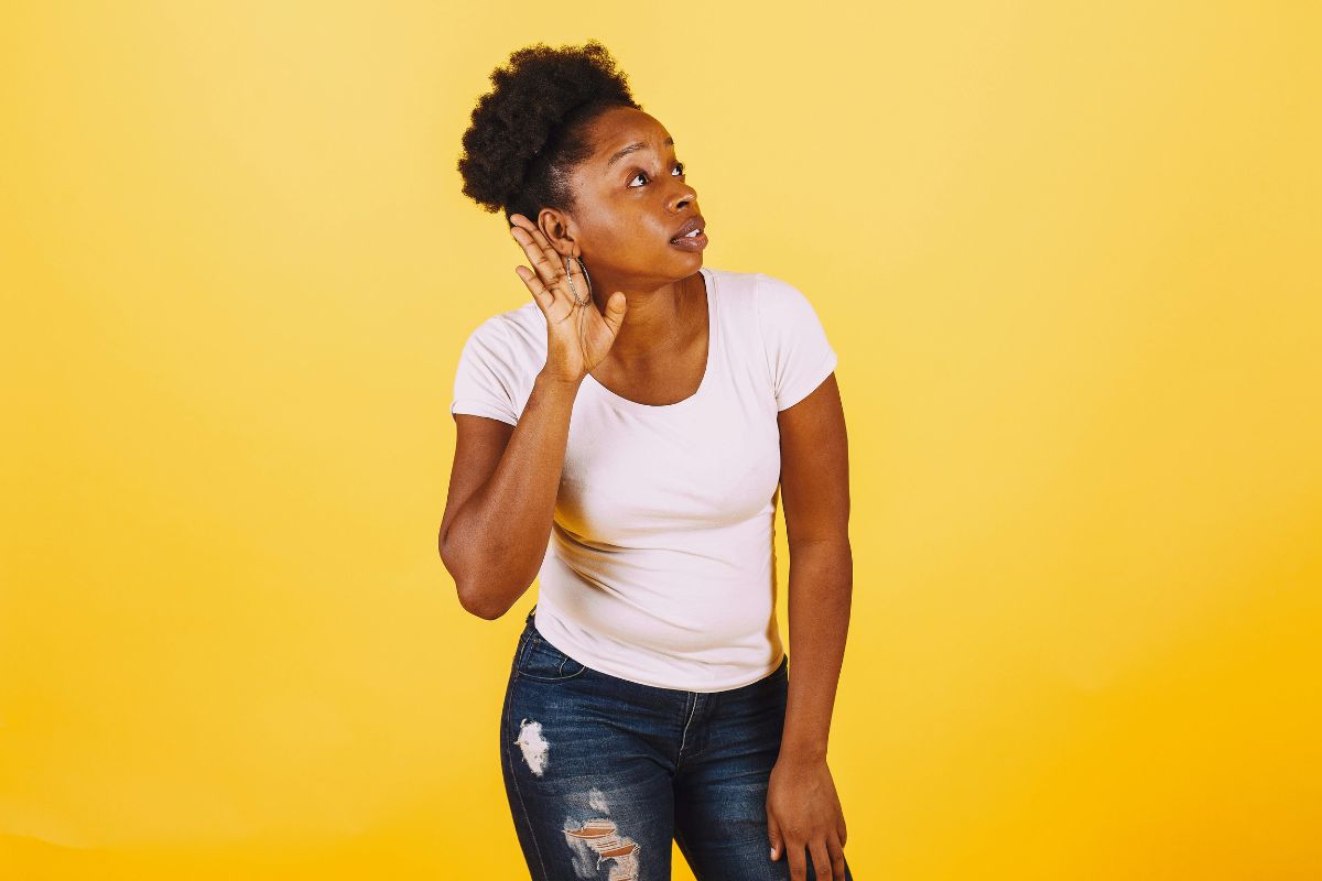 Sensibilidade auditiva: quem ouve melhor, o homem ou a mulher? Estudo revela 1 sensibilidade auditiva.