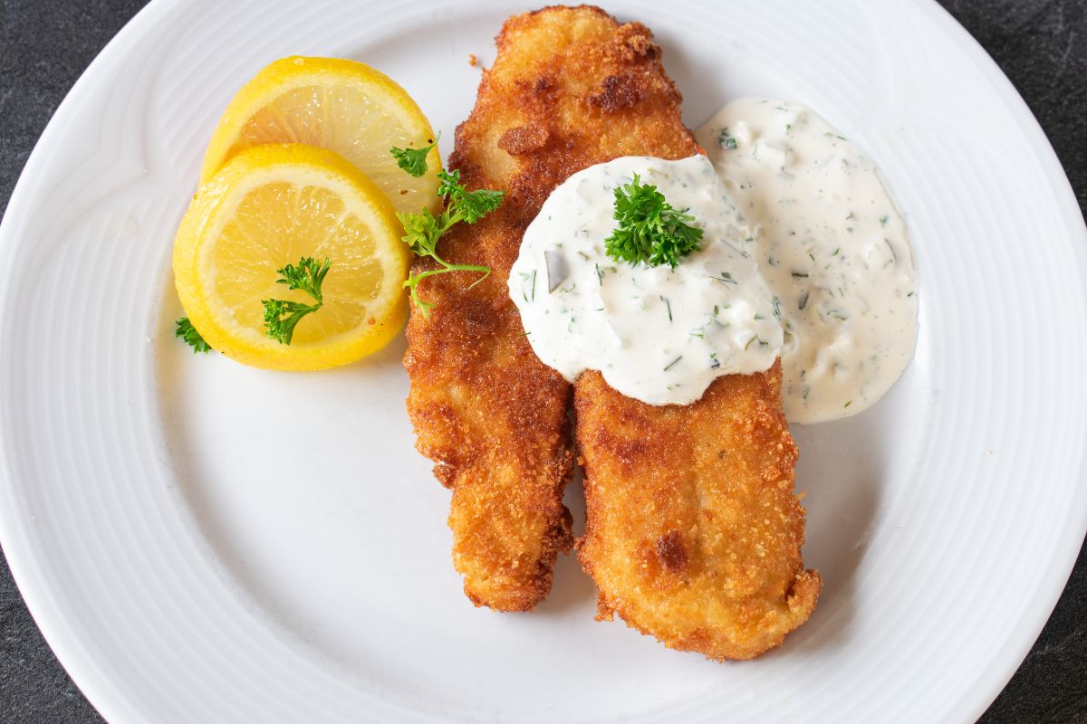 Filé de pescada na airfryer: crocante, saudável e irresistível – receita fácil para se deliciar 1 Filé de pescada na airfryer.