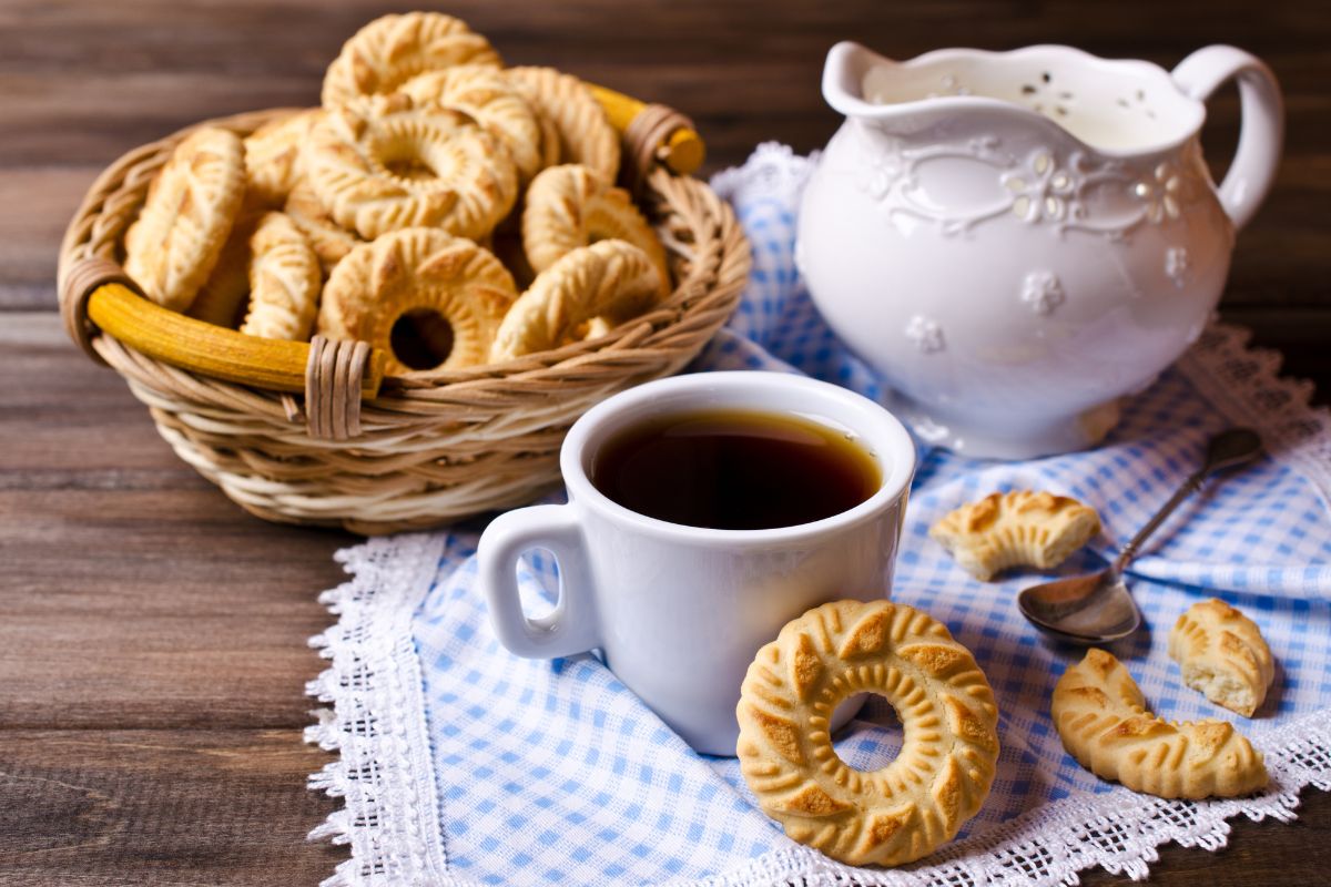 Rosquinha de nata integral é o quitute perfeito para acompanhar o cafezinho 1 Rosquinha de nata.