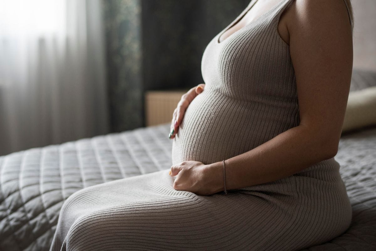 Ameaça invisível à gestação: estudo inédito encontra microplástico na placenta de brasileiras 1 microplástico na placenta.