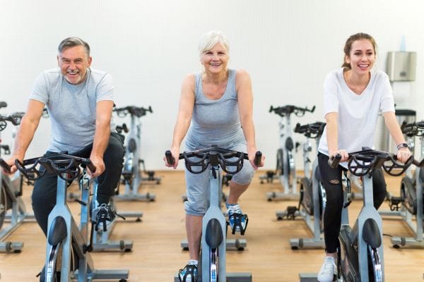 Dor no quadril? Spinning pode funcionar melhor que fisioterapia, diz estudo 2 Spinning para dor no quadril.