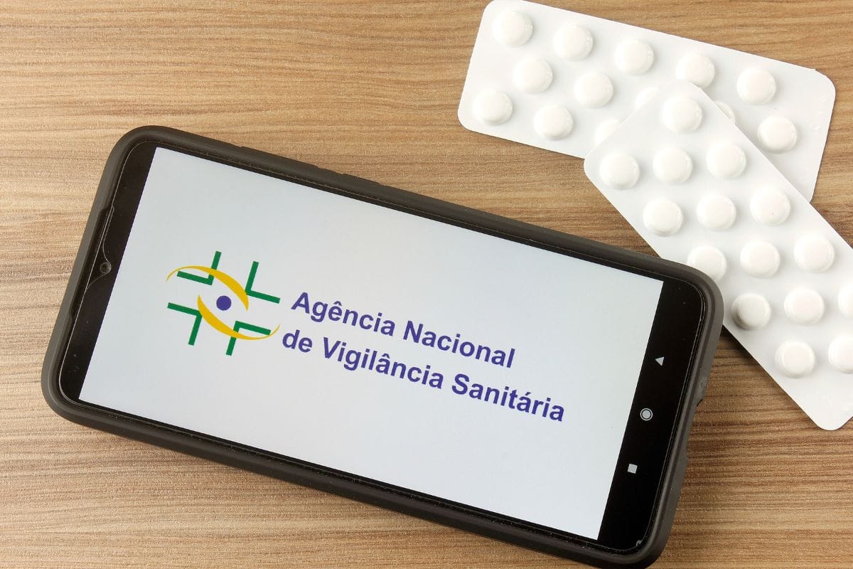 Anvisa proíbe suplementos de fabricante irregular: creatina, colágeno e ômega 3 estão na lista 1 proibição da Anvisa.